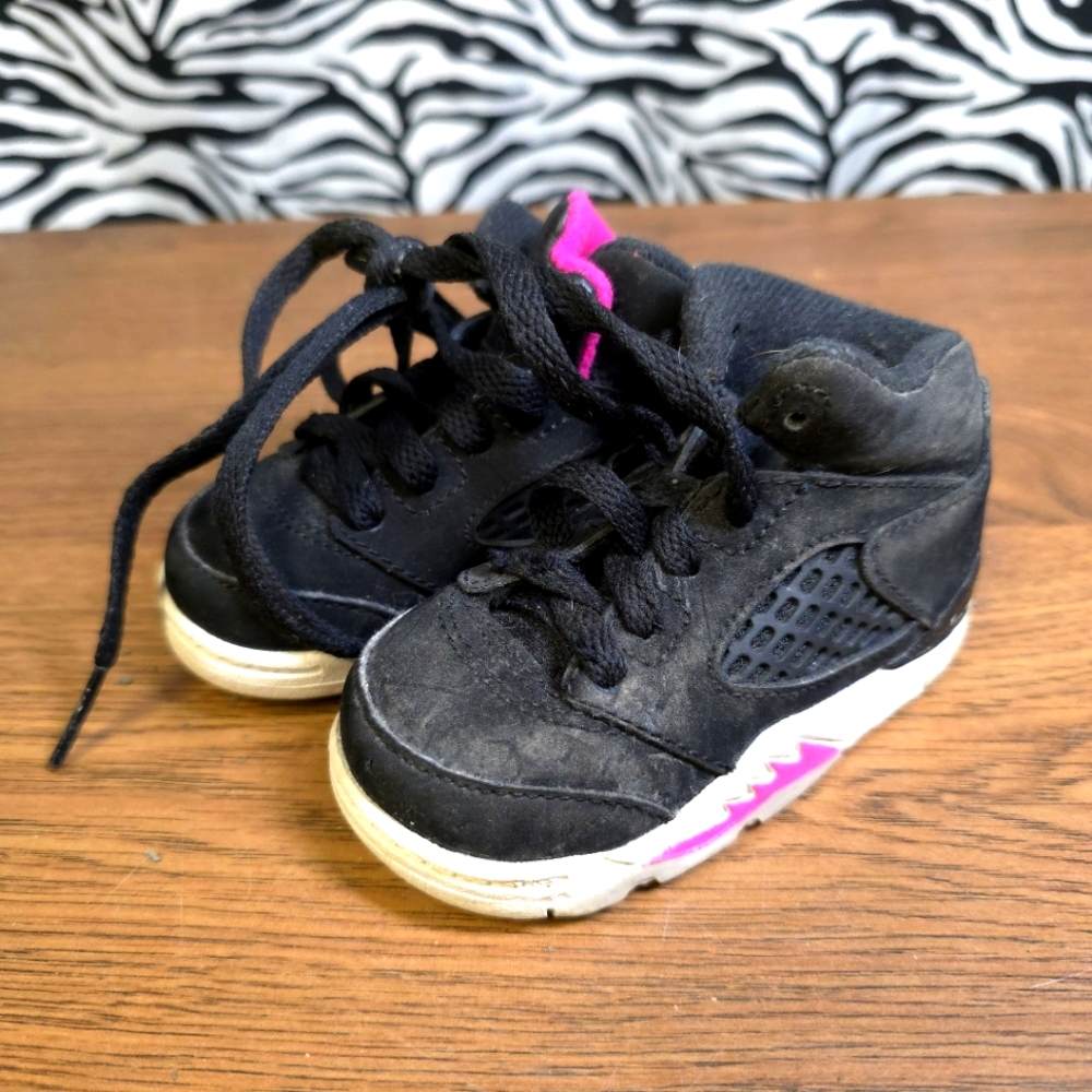 AUC 0520 Thrifted Infant Toddler Sz. 4C Black Nike Air Jordan Shoes GWOSLOO.54